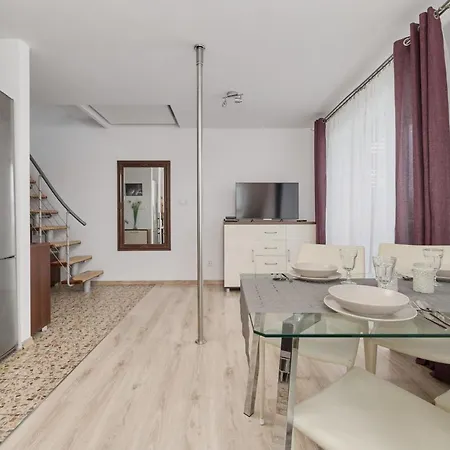Semaforowa Modern By Renters Apartament